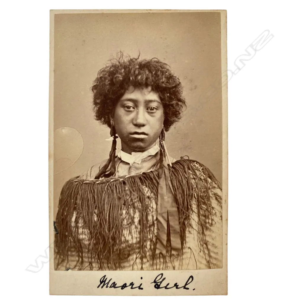 Unidentified photographer 'Māori Girl', Image 1++
